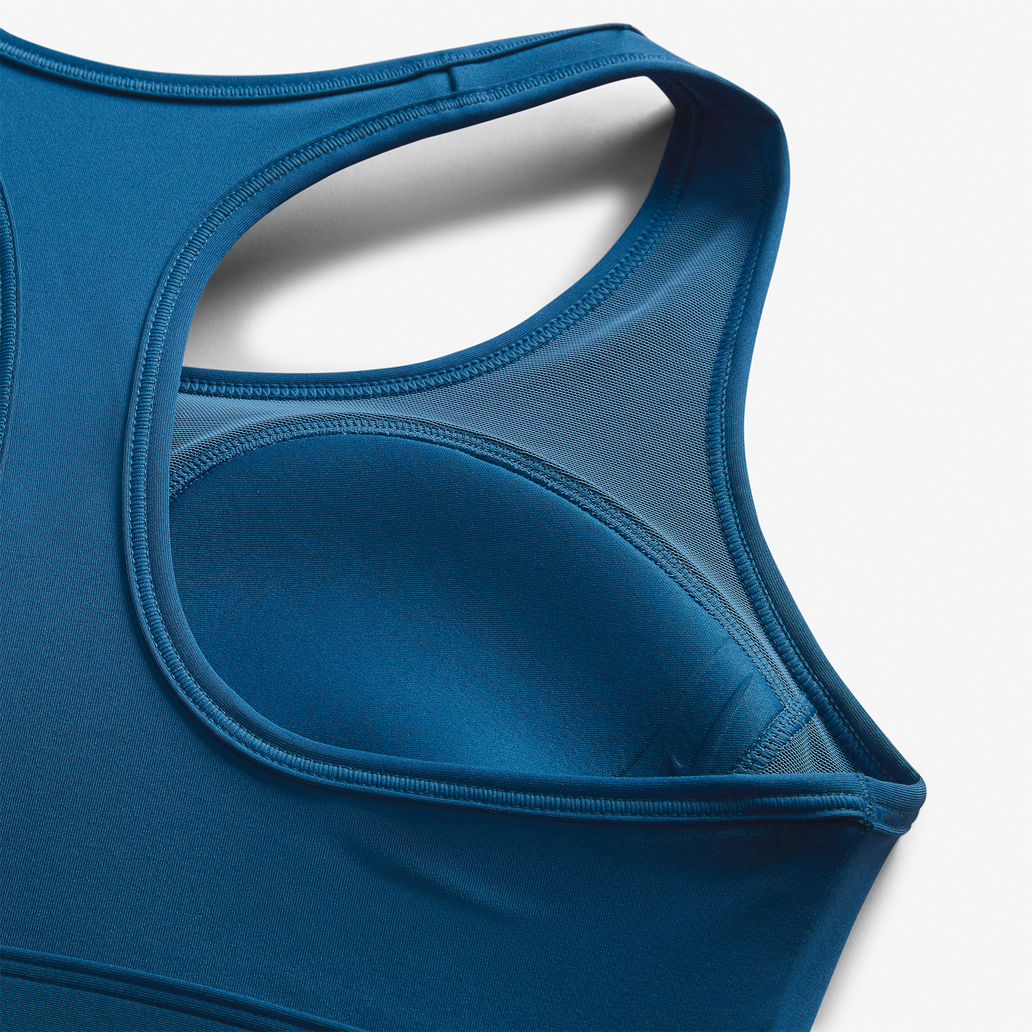 Nike Women's Swoosh Support Padded Sports Bra in Blue, DX6821-480 Blue