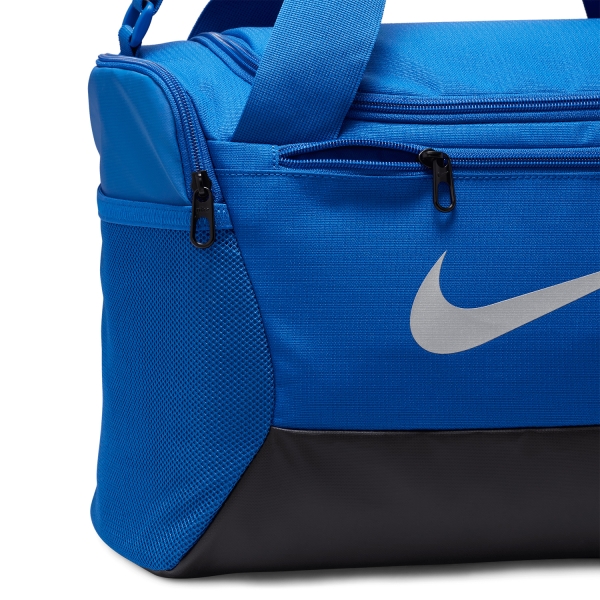 Nike Brasilia Duffel Bag Small : : Clothing, Shoes