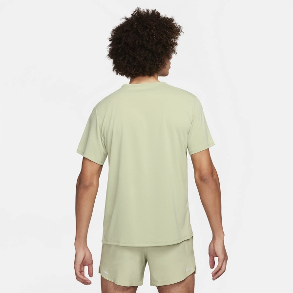 Nike Dri-FIT UV Run Division Miler Camiseta - Sea Glass/Olive Aura/Heather/Reflective Silver