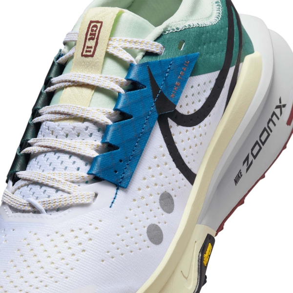 Nike Zegama Trail 2 - White/Black/Bicoastal/Court